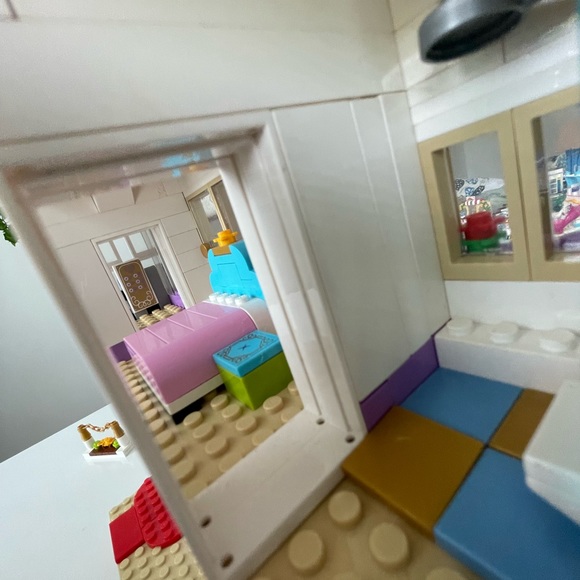 Lego Friends: Grand Hotel - Picture 10 of 13